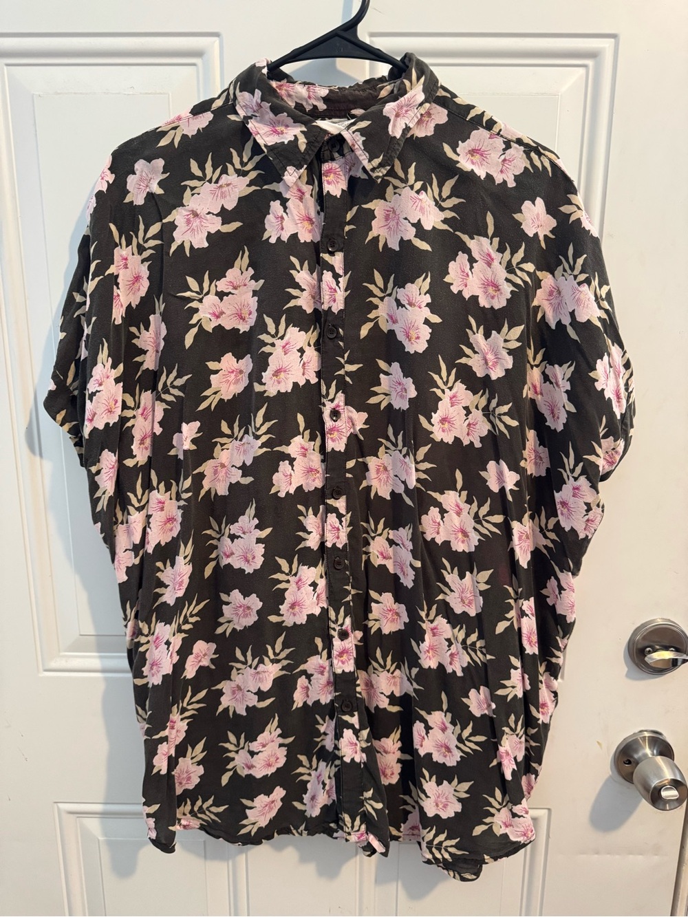 Acacia Mombasa in Black Vintage Aloha